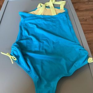 Lands End like new, seahorse, be-jeweled girls swimsuit!  Size 14